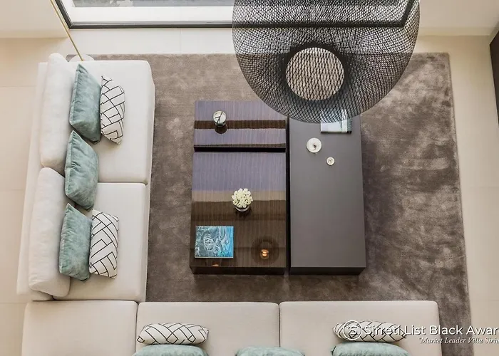 Vacation I Sirius, Golf Valley, Private Heated Pool, Sauna, Billiard, Cinema, Awarded *