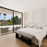 Villa Vacation I Sirius, Golf Valley, Private Heated Pool, Sauna, Billiard, Cinema, Awarded