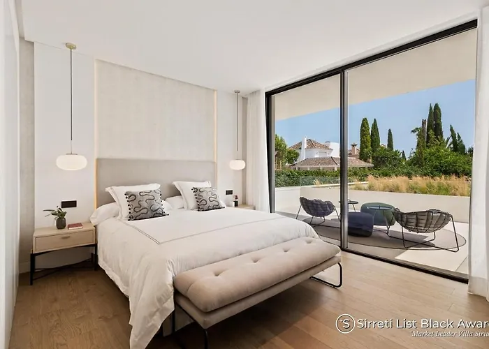 Vacation I Sirius, Golf Valley, Private Heated Pool, Sauna, Billiard, Cinema, Awarded Villa Marbella