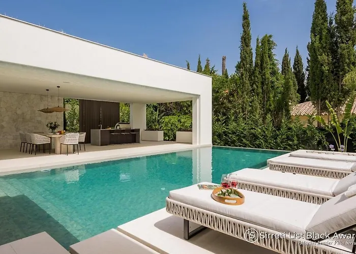 Vacation I Sirius, Golf Valley, Private Heated Pool, Sauna, Billiard, Cinema, Awarded *